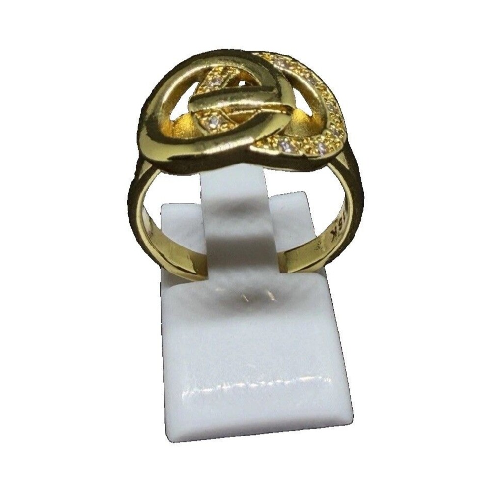 18K Yellow Gold Interlocking Circle Ring w/ Round White Diamond 4 grams Size 8